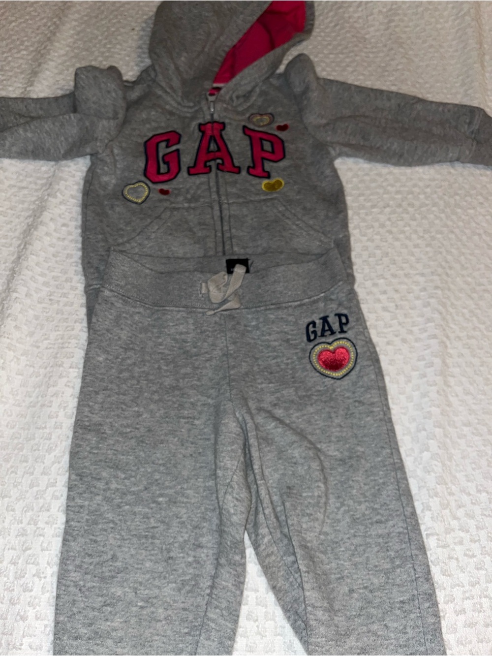 GAP Gray Sweatshirt & Joggers Set with Pink Heart Details